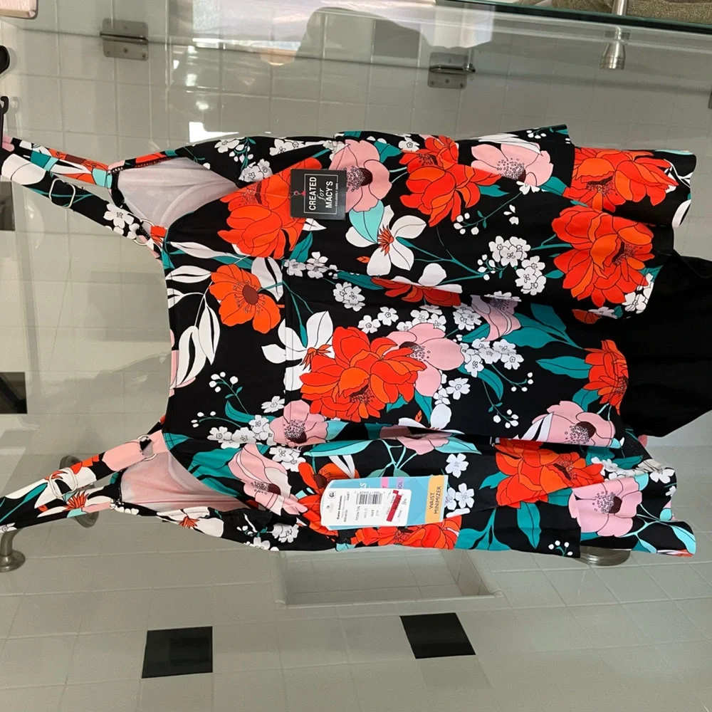 NWT Women’s Floral 22W ruffle one piece bathing suit - Picture 2 of 6